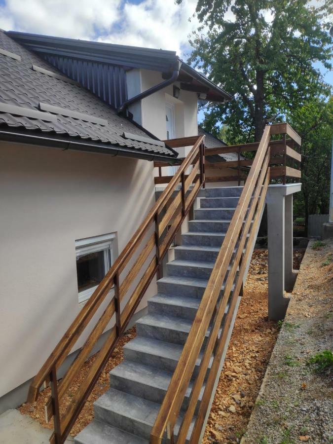 Tesla Coil Apartments Gospić Exterior foto